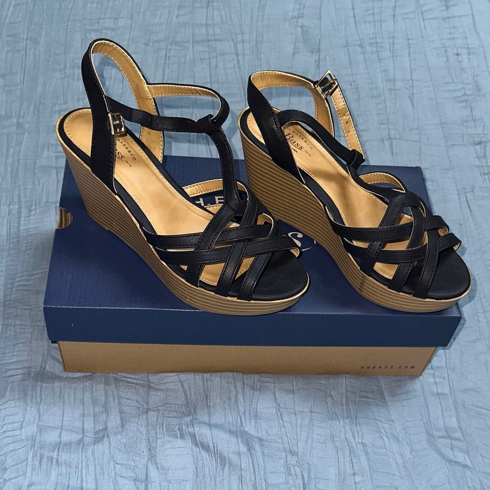 G.H. Bass & Co. Black and Tan Wedges